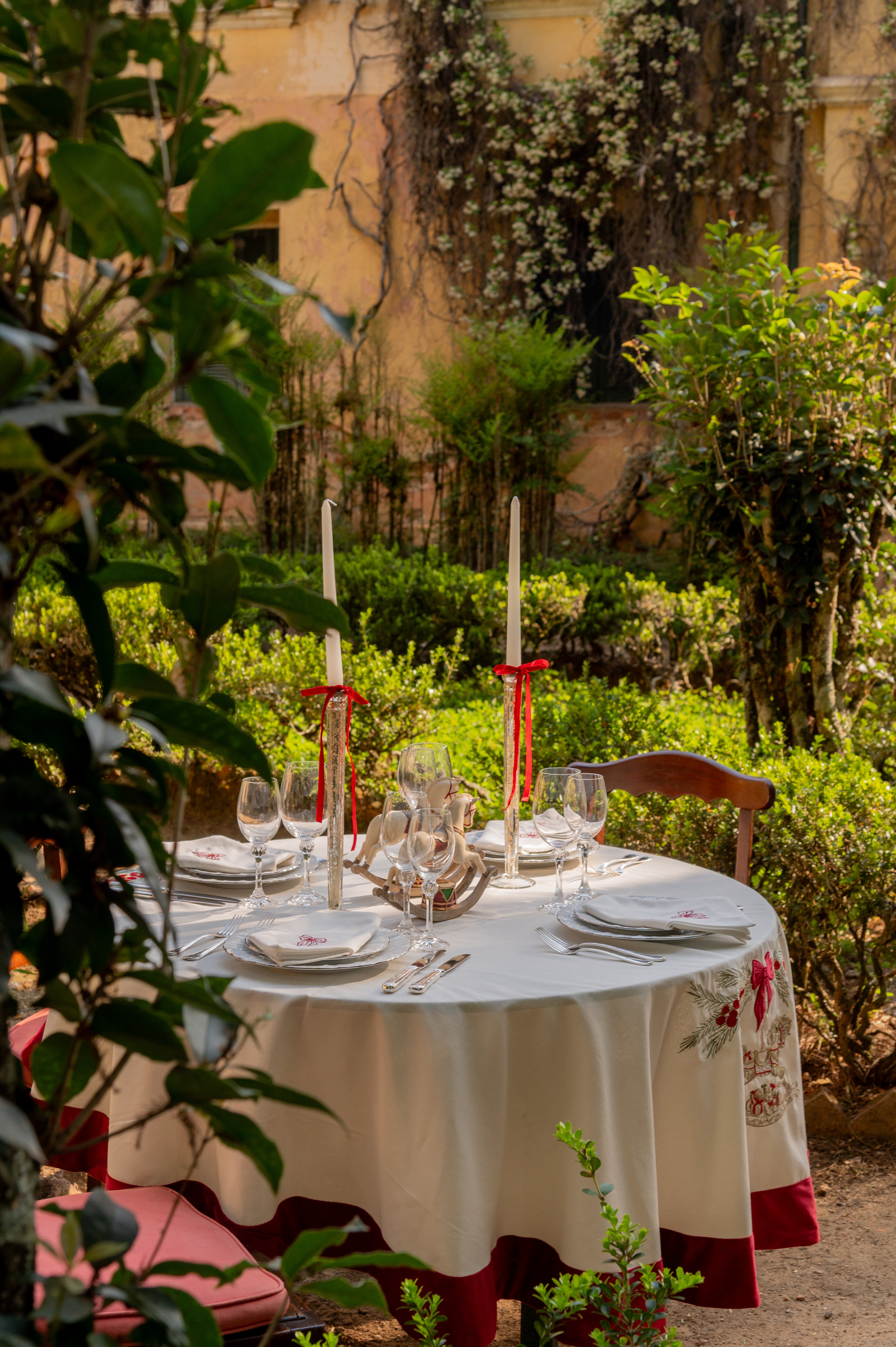 Toalha de Mesa Redonda Coleção Carrossel de Natal