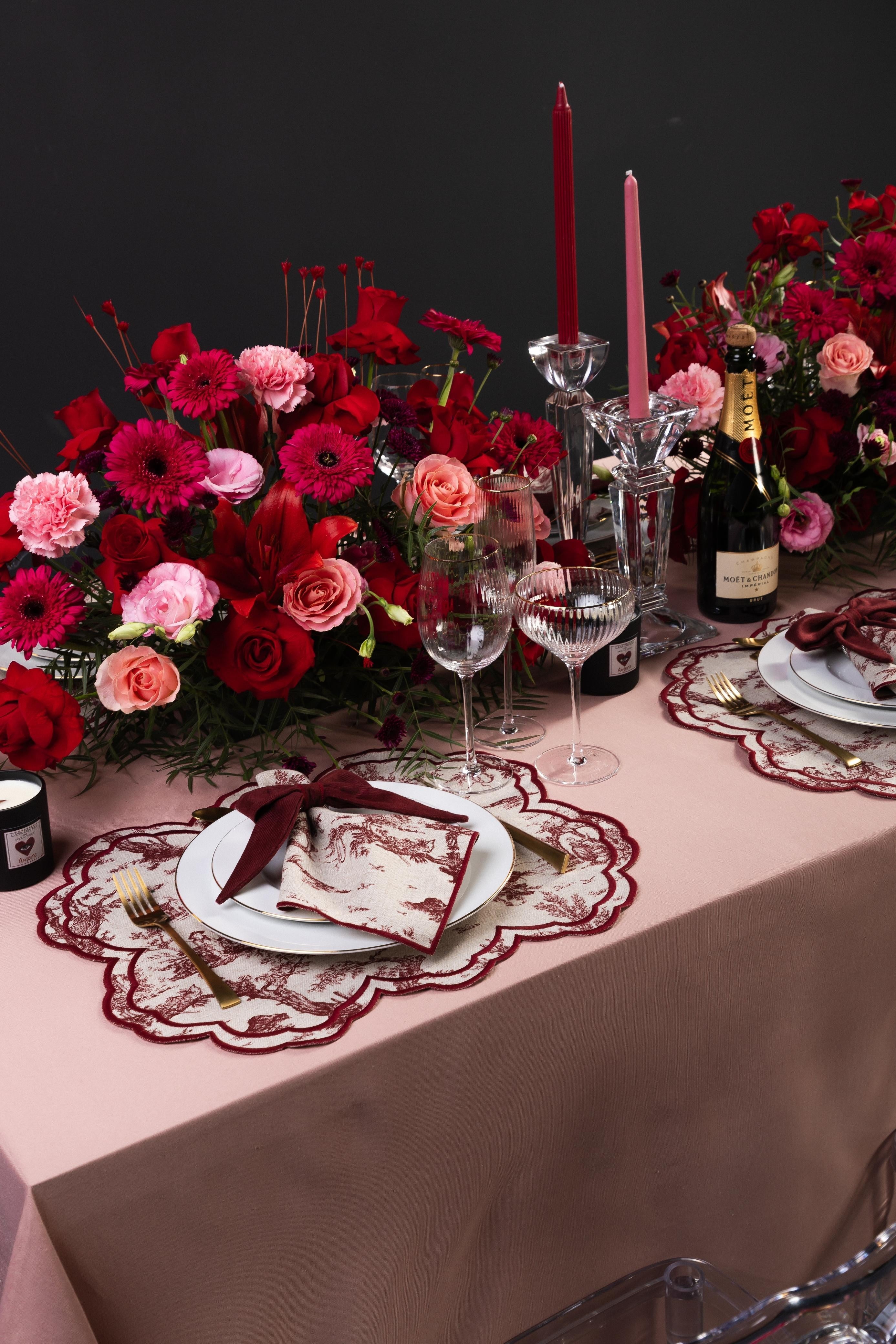 Toalha de Mesa Rosa Lisa 2,00 cm x 1,50 cm