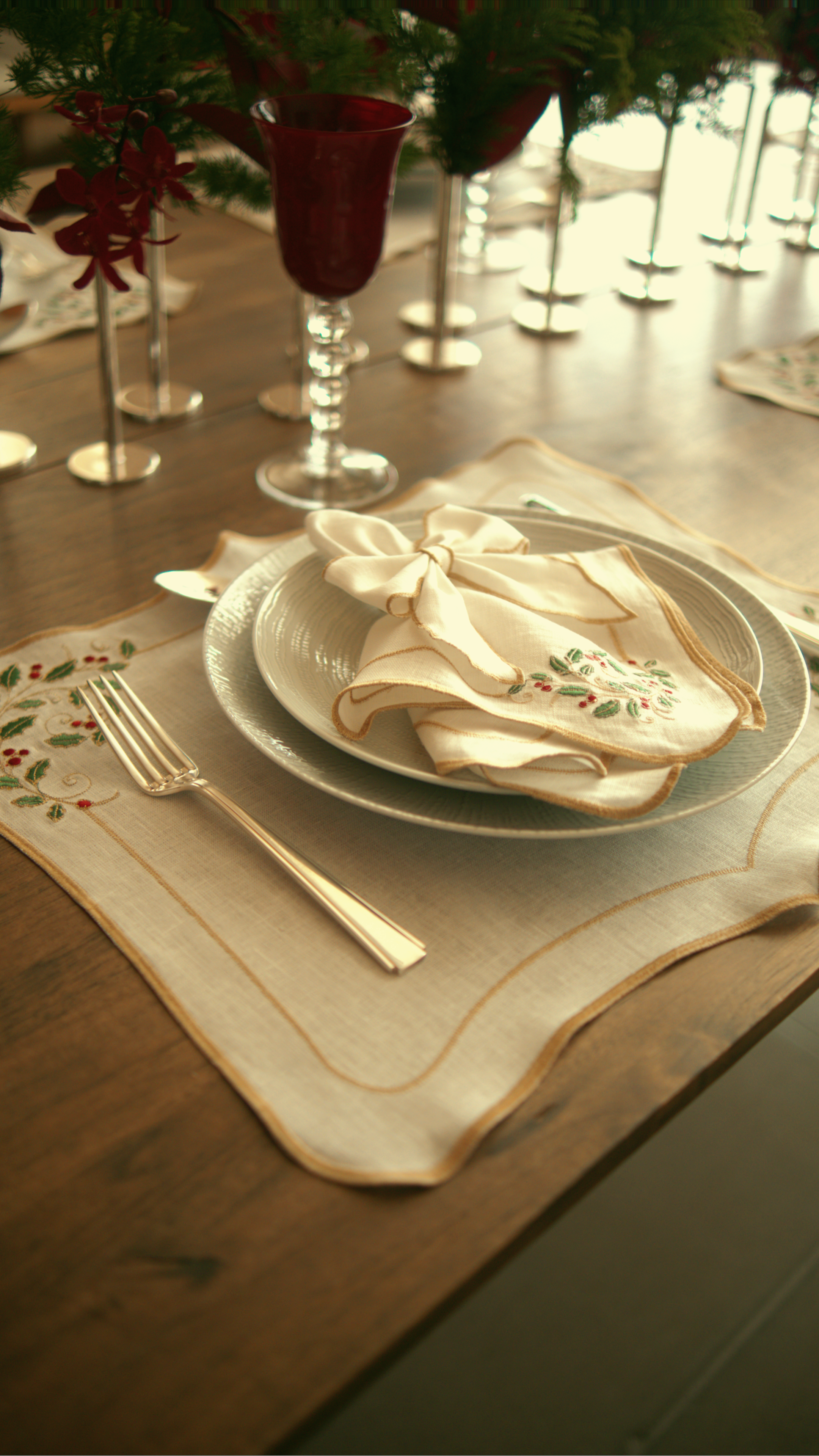 Porta-Guardanapo Laço Branco com Dourado