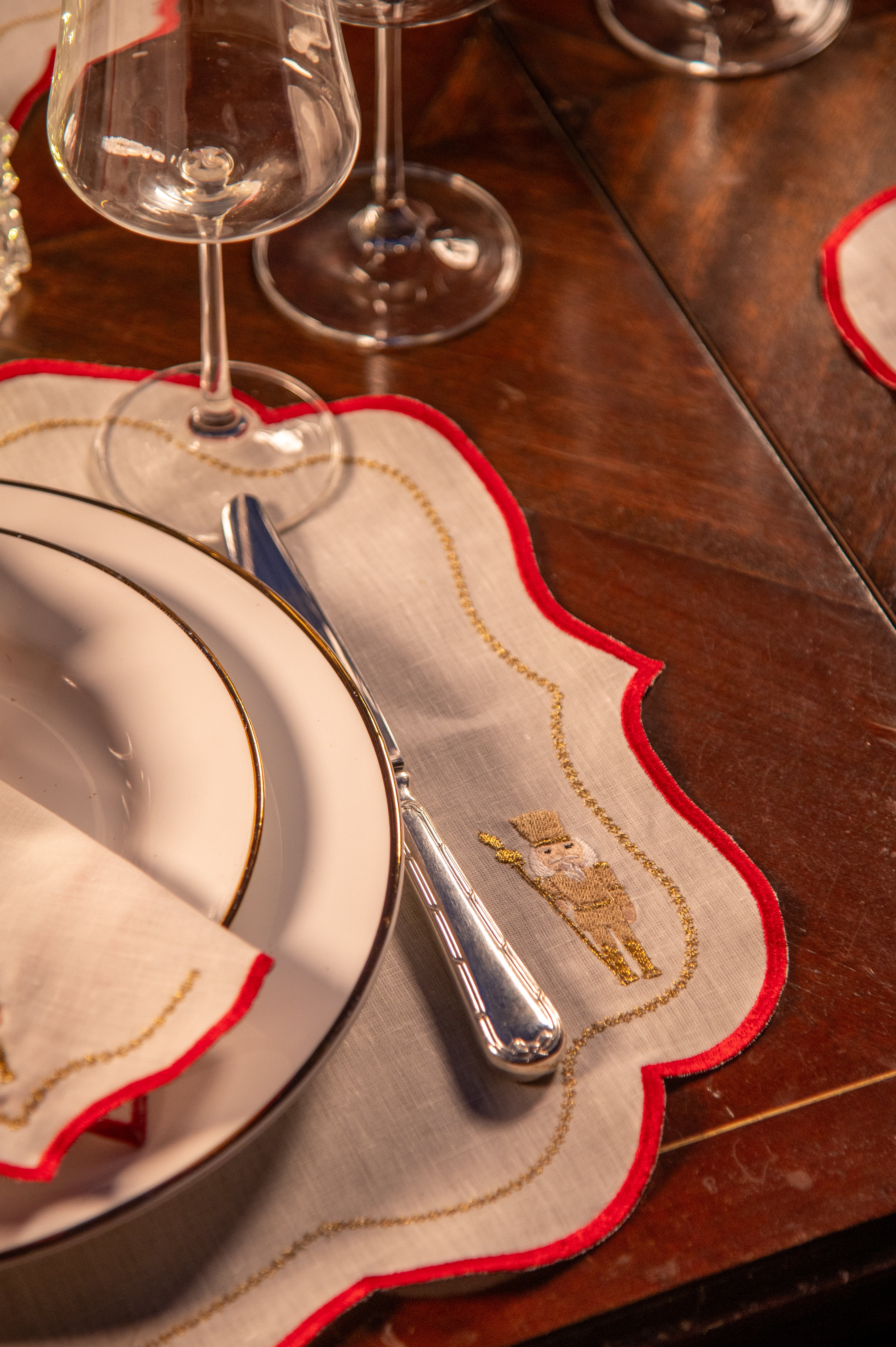 Lugar Americano Quebra-Nozes