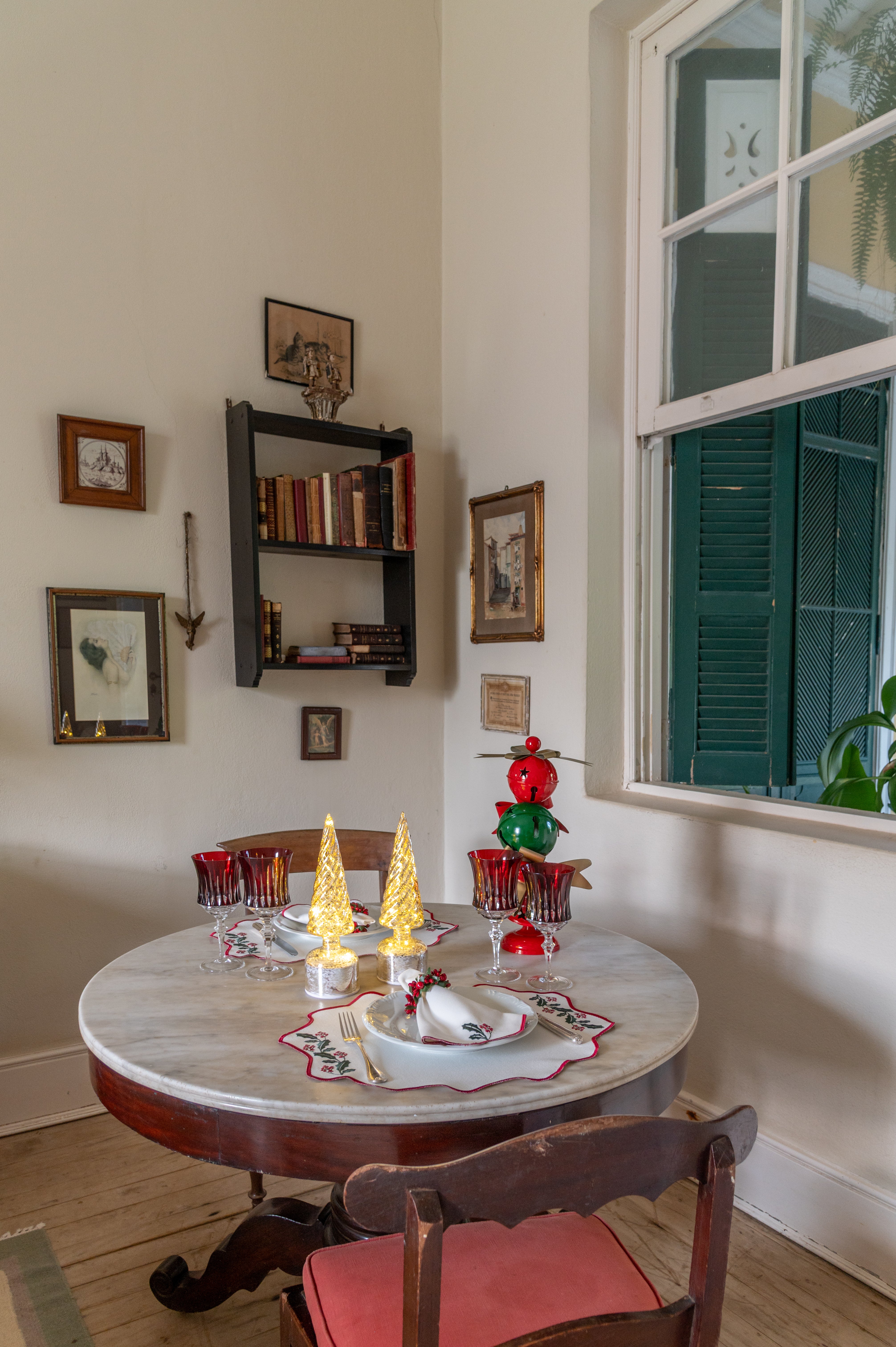 Árvore Giratória c/ Led Prata